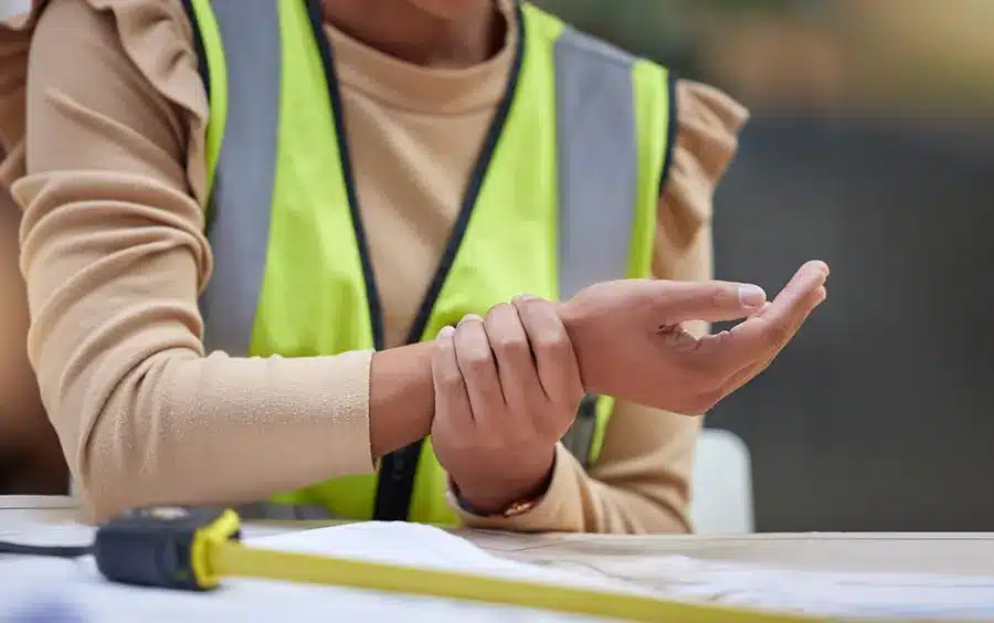 Repetitive-Strain-Injury-Massage-Therapy-Winchester